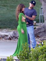 Jennifer_Lopez_during_an_exclusive_photoshoot_in_Hollywood_Hills_07-02-2023__11_.jpg