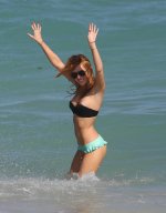 Bella Thorne 05.jpg