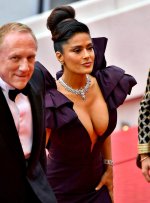 SalmaHayekKOTFMCannes15.jpg