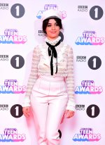 Camila Cabello 08.jpg