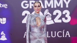 eva-gonzalez_grammy1.jpg