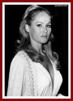 ursula-andress-picture-56.jpg