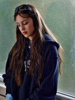 Olivia Rodrigo 2.jpg