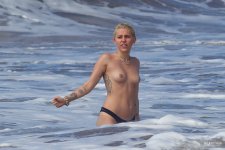 Miley Cyrus 081.jpg