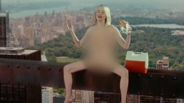 Emma Stone - Fully naked in NY - SNL_8.jpg