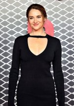 Shailene Woodley 03.jpg