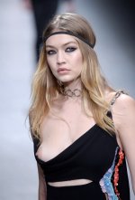 hadid-gigi-086.jpg