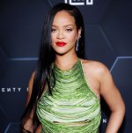 rihanna-1666812930.jpg