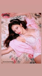 hyunah_aa_293582500_459122326042876_9091163195586068685_n-d-inv.jpg