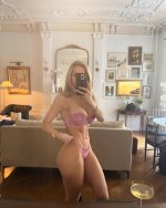 amandaeliselee_341005534_714892536991692_1216467536439035048_n-d.jpg