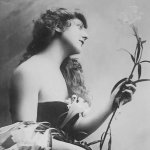 British actress Drina Verchesi c 1918 2.jpg