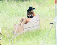 49766106_alessandraambrosio-vsholidaycatalogueinaspen150817-12.jpg