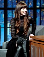 Dakota-Johnson 05.jpg