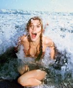 carrie fisher photographed aaron rapoport, 1983 2.jpg