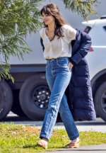 Anne_Hathaway_during___Flowervale_Street___filming_in_LA_03212024__4_.jpg