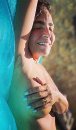 Cristina Rodriguez [Se Palpa Una Teta] 02.jpg