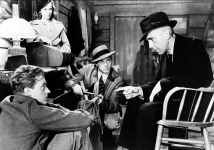 Arthur_Kennedy__Ida_Lupino__Alan_Curtis__Humphrey_Bogart__010.png