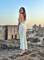 Alycia Debnam-Carey 3.jpg