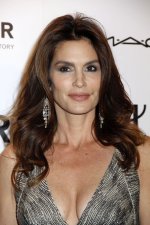 Cindy Crawford 2.jpg