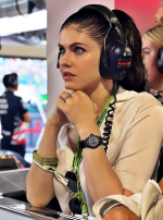 Alexandra Daddario 03.png