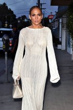 Jennifer_Lopez_arriving_for_dinner_at_Giorgio_Baldi_in_Santa_Monica_06-08-2024__65_.jpg