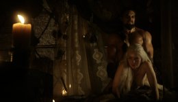 emilia_clarke_2011_game_of_thrones_1.jpg