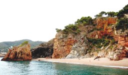 cala-de-illa-roja-begur-girona.jpg