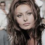 2020-06-04 04.05.04 2323931994268821844_sophialoren.jpg