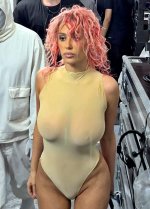 Bianca_Censori_leaves_the_Prototype_Show_in_Paris_06-19-2024__4_.jpg