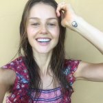 740full-isabelle-cornish-2967839619.jpg