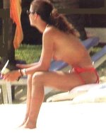 Mar-Saura-topless-03.jpg