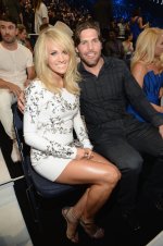 Carrie-Underwood-Feet-1733807.jpg