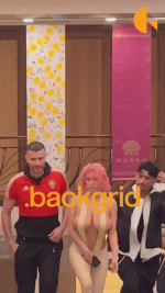 bianca-censori.gif