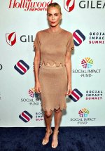 Charlize-Theron 03.jpg