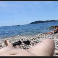 Nudista_1988